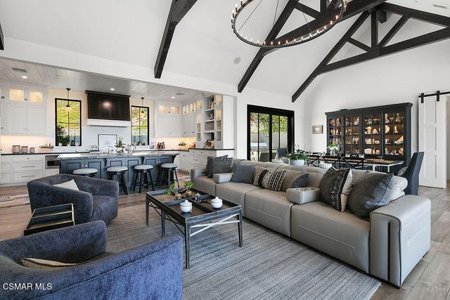 2431 Sapra Street, Thousand Oaks, CA 91362