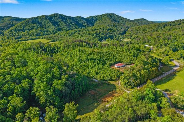 5673 Highway 360, Tellico Plains, TN 37385