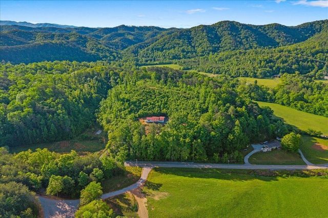 5673 Highway 360, Tellico Plains, TN 37385