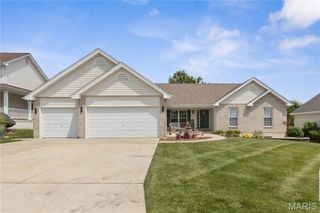6 Greenbriar Moors Court, St Peters, MO 63376