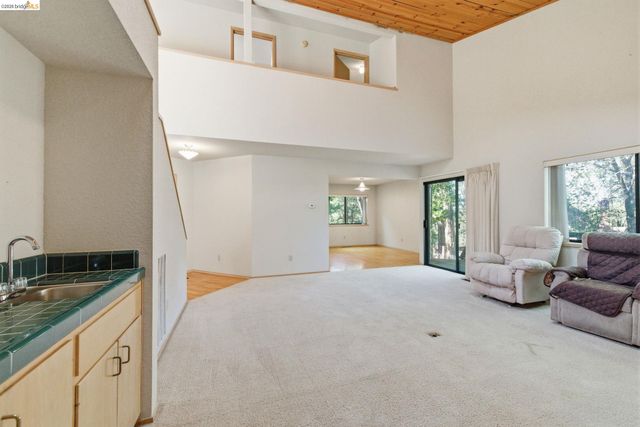 17223 Nile River Dr, Sonora, CA 95370