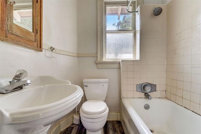 200 & 200 1/2 HIBISCUS COURT, Orlando, FL 32801