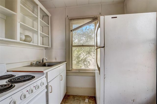 200 & 200 1/2 HIBISCUS COURT, Orlando, FL 32801