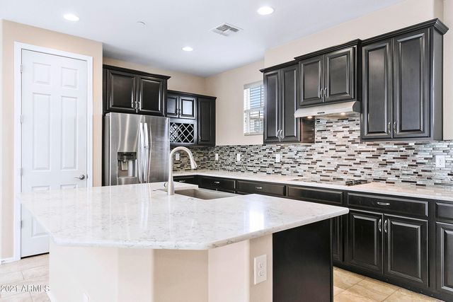 4634 E Tierra Buena Lane, Phoenix, AZ 85032