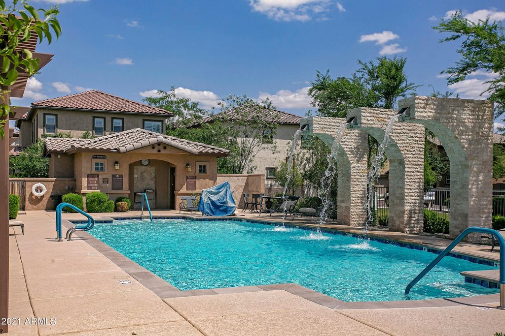 4634 E Tierra Buena Lane, Phoenix, AZ 85032