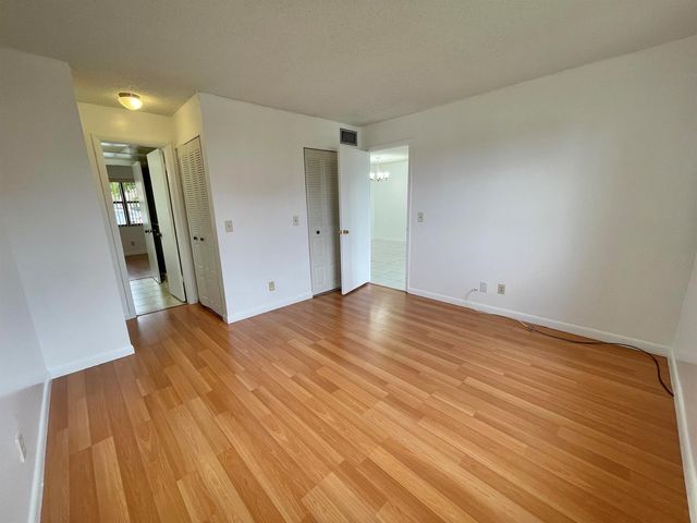 10442 Sunrise Lakes Boulevard 104, Sunrise, FL 33322