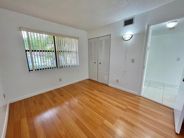 10442 Sunrise Lakes Boulevard 104, Sunrise, FL 33322
