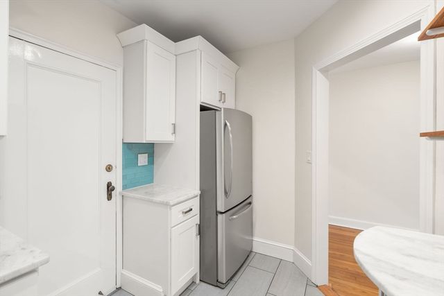 56 Garrison Rd 56, Brookline, MA 02445
