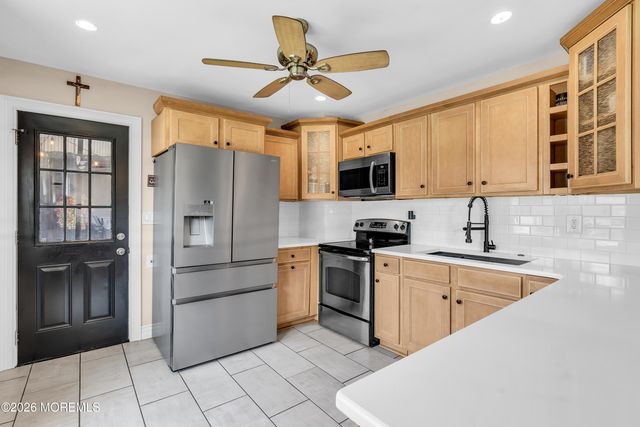 528 Corwill Terrace, Toms River, NJ 08753