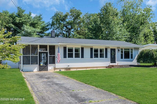 528 Corwill Terrace, Toms River, NJ 08753