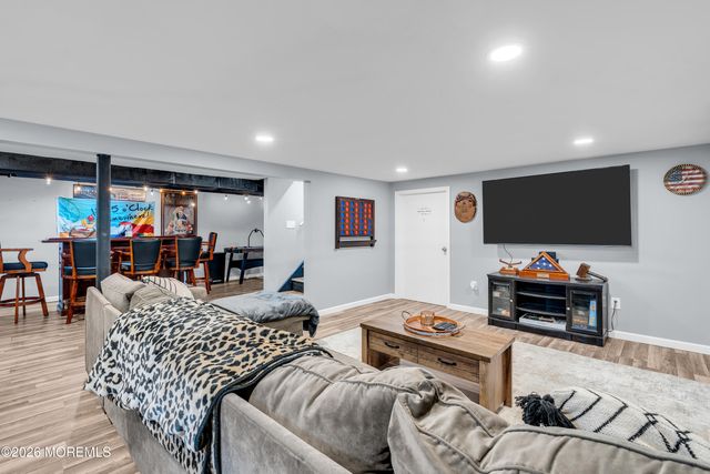 528 Corwill Terrace, Toms River, NJ 08753