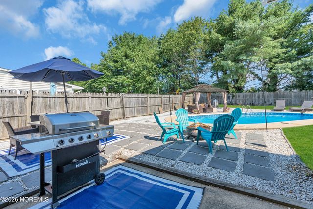 528 Corwill Terrace, Toms River, NJ 08753