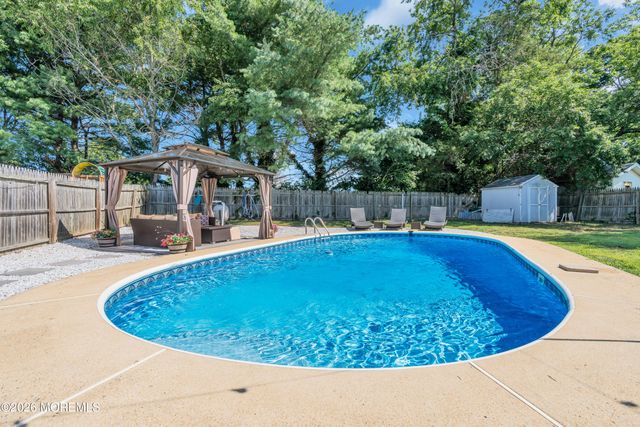 528 Corwill Terrace, Toms River, NJ 08753