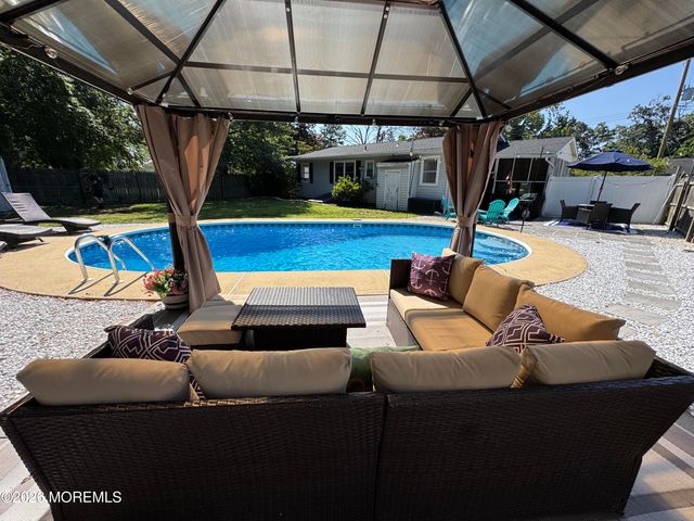 528 Corwill Terrace, Toms River, NJ 08753