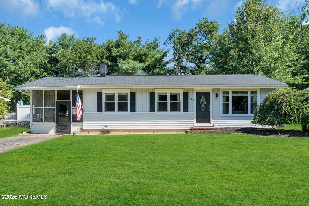 528 Corwill Terrace, Toms River, NJ 08753