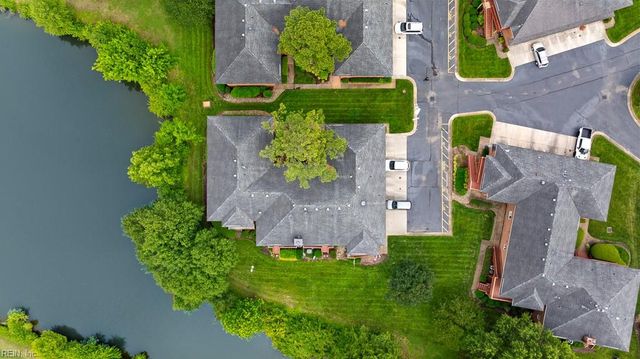 1256 Foursome LN, Virginia Beach, VA 23455
