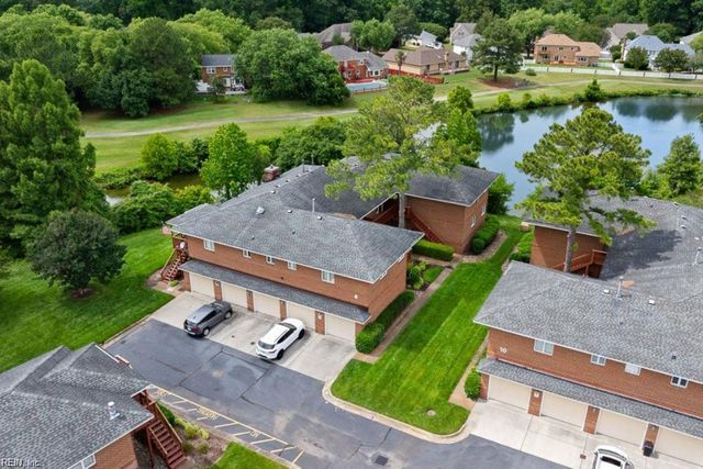 1256 Foursome LN, Virginia Beach, VA 23455