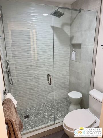 1655 E Palm Canyon Drive 308, Palm Springs, CA 92264