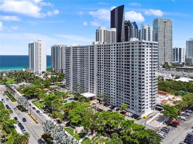 210 174th Street 405, Sunny Isles Beach, FL 33160