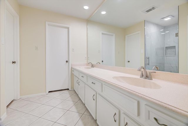 2807 Planters Street, Sugar Land, TX 77479