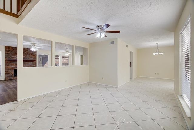 2807 Planters Street, Sugar Land, TX 77479