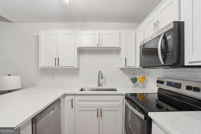 3042 Steeplechase, Alpharetta, GA 30004