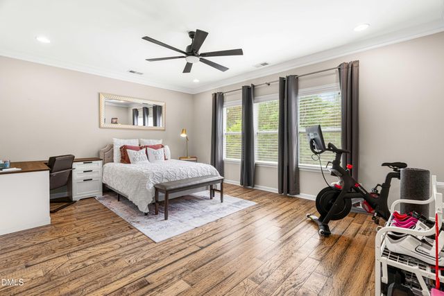 5 Pearl Mill Court, Durham, NC 27703