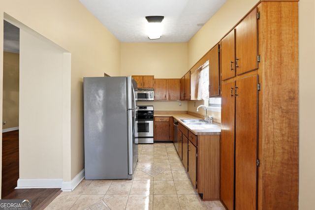 2211 Jonathan Avenue, Lithonia, GA 30058