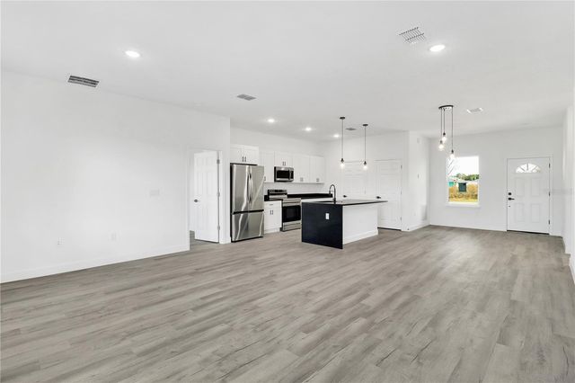 13590 SW 48TH CT, Ocala, FL 34473