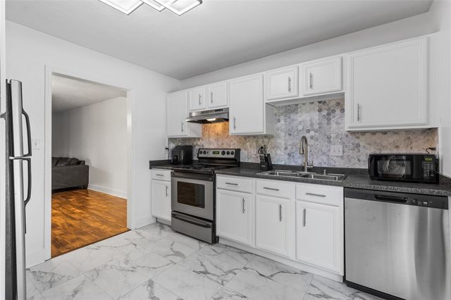 507 NW 39TH ROAD 320, Gainesville, FL 32607