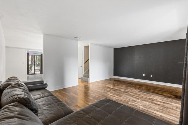 507 NW 39TH ROAD 320, Gainesville, FL 32607