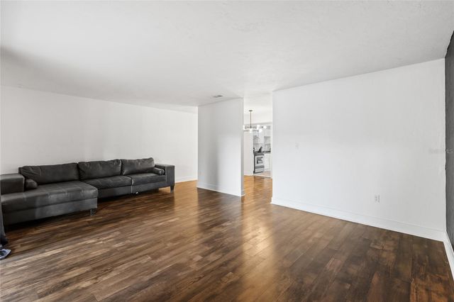 507 NW 39TH ROAD 320, Gainesville, FL 32607