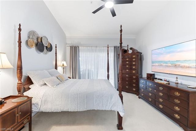 6840 Beach Resort DR 16, Naples, FL 34114