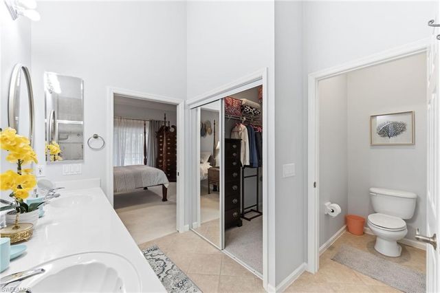 6840 Beach Resort DR 16, Naples, FL 34114