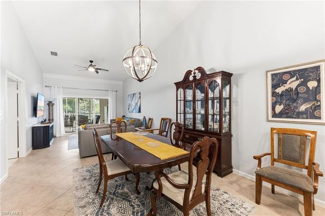 6840 Beach Resort DR 16, Naples, FL 34114