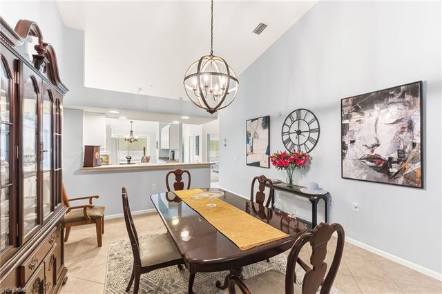 6840 Beach Resort DR 16, Naples, FL 34114