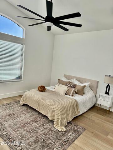 10053 E CAPRI Avenue, Mesa, AZ 85208