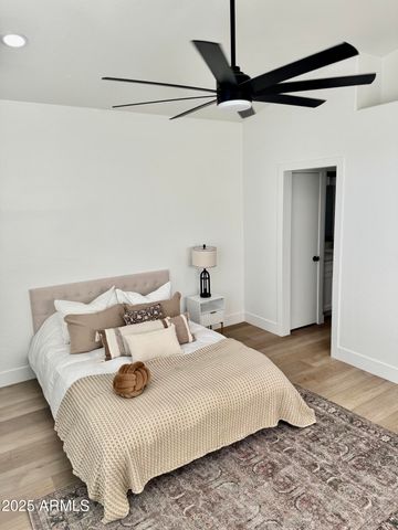 10053 E CAPRI Avenue, Mesa, AZ 85208