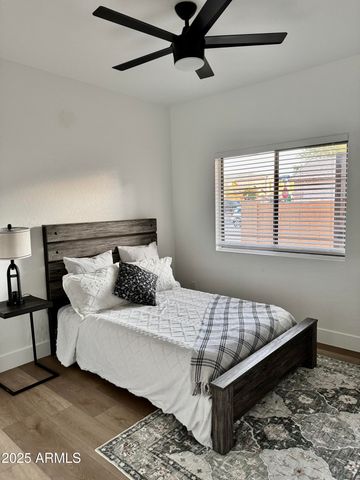 10053 E CAPRI Avenue, Mesa, AZ 85208