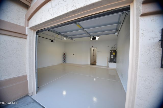 10053 E CAPRI Avenue, Mesa, AZ 85208