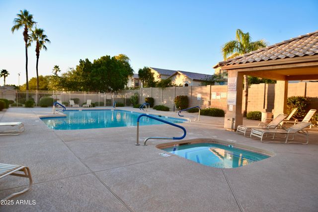 10053 E CAPRI Avenue, Mesa, AZ 85208