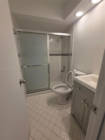 15240 SW 45th Ter 54F, Miami, FL 33185