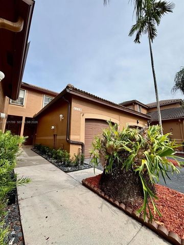 1498 Barcelona Way 3-21, Weston, FL 33327