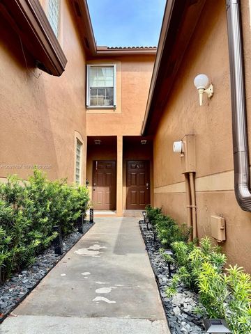 1498 Barcelona Way 3-21, Weston, FL 33327