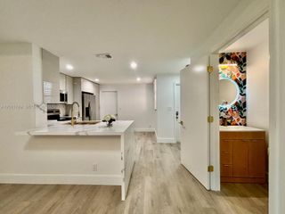 1498 Barcelona Way 3-21, Weston, FL 33327