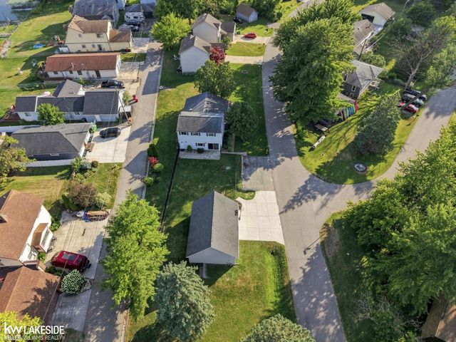 39904 Elmite Street, Harrison Twp, MI 48045