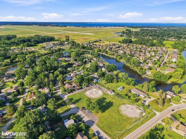 39904 Elmite Street, Harrison Twp, MI 48045