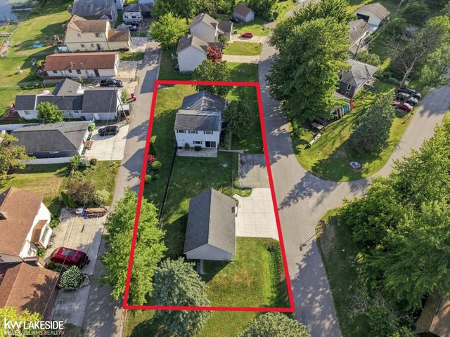 39904 Elmite Street, Harrison Twp, MI 48045