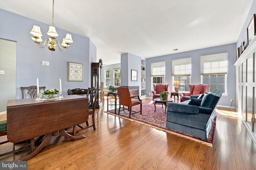 150 E FOXCHASE LN, GLEN MILLS, PA 19342 — photo 3