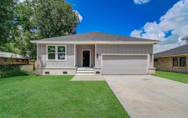5447 N Shady Creek Drive, Houston, TX 77017